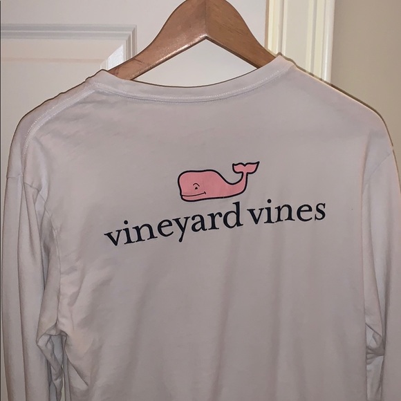 Vineyard vines white long sleeve - Picture 1 of 3